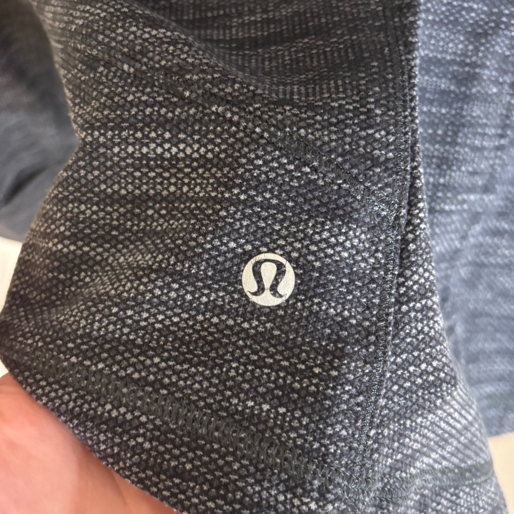 Lululemon Black Forme Jacket Size 8 - Picture 10 of 13